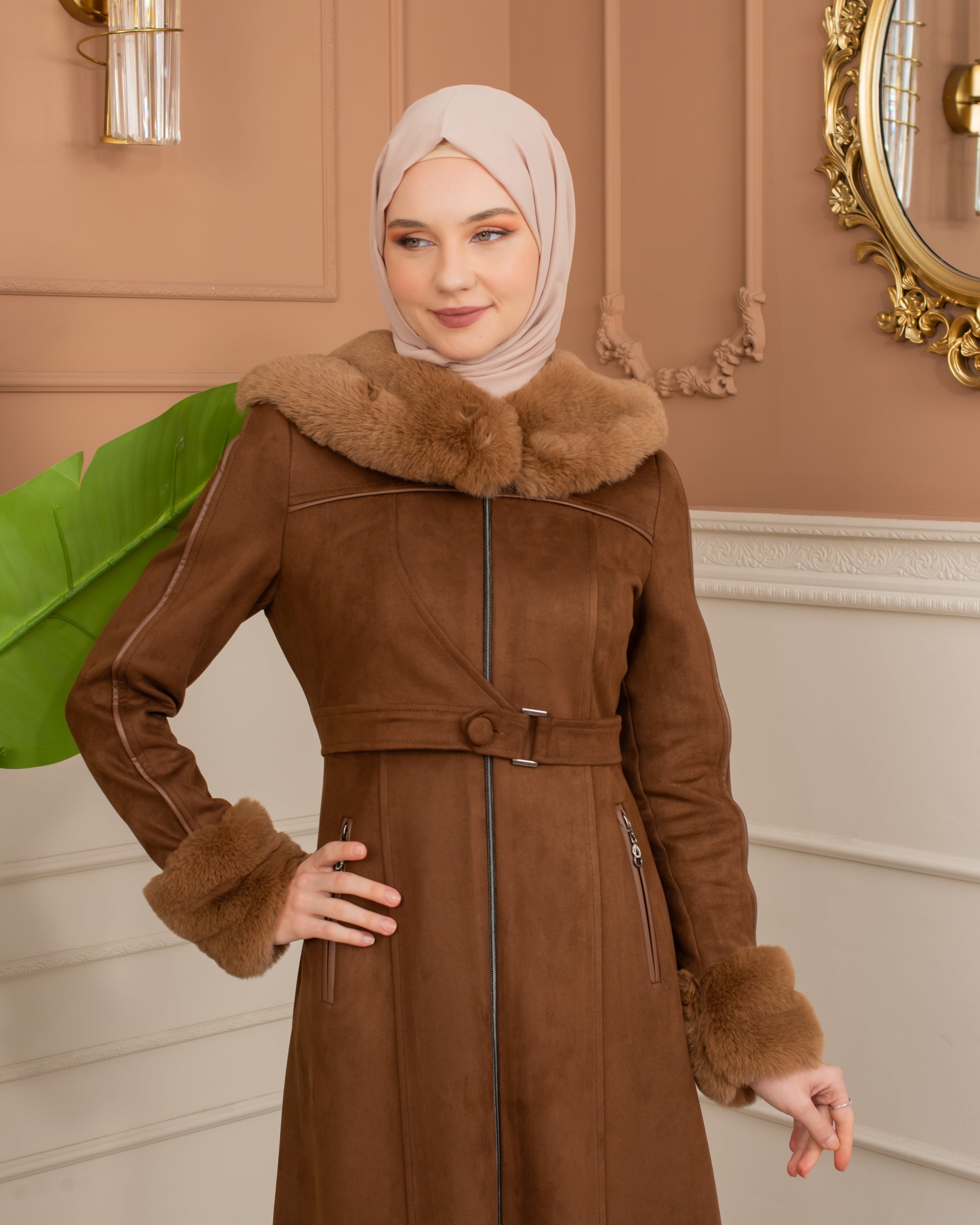 Damen Wildleder-Mantel mit Pelzfutter und Voll-Kabischon 1367 - Braun