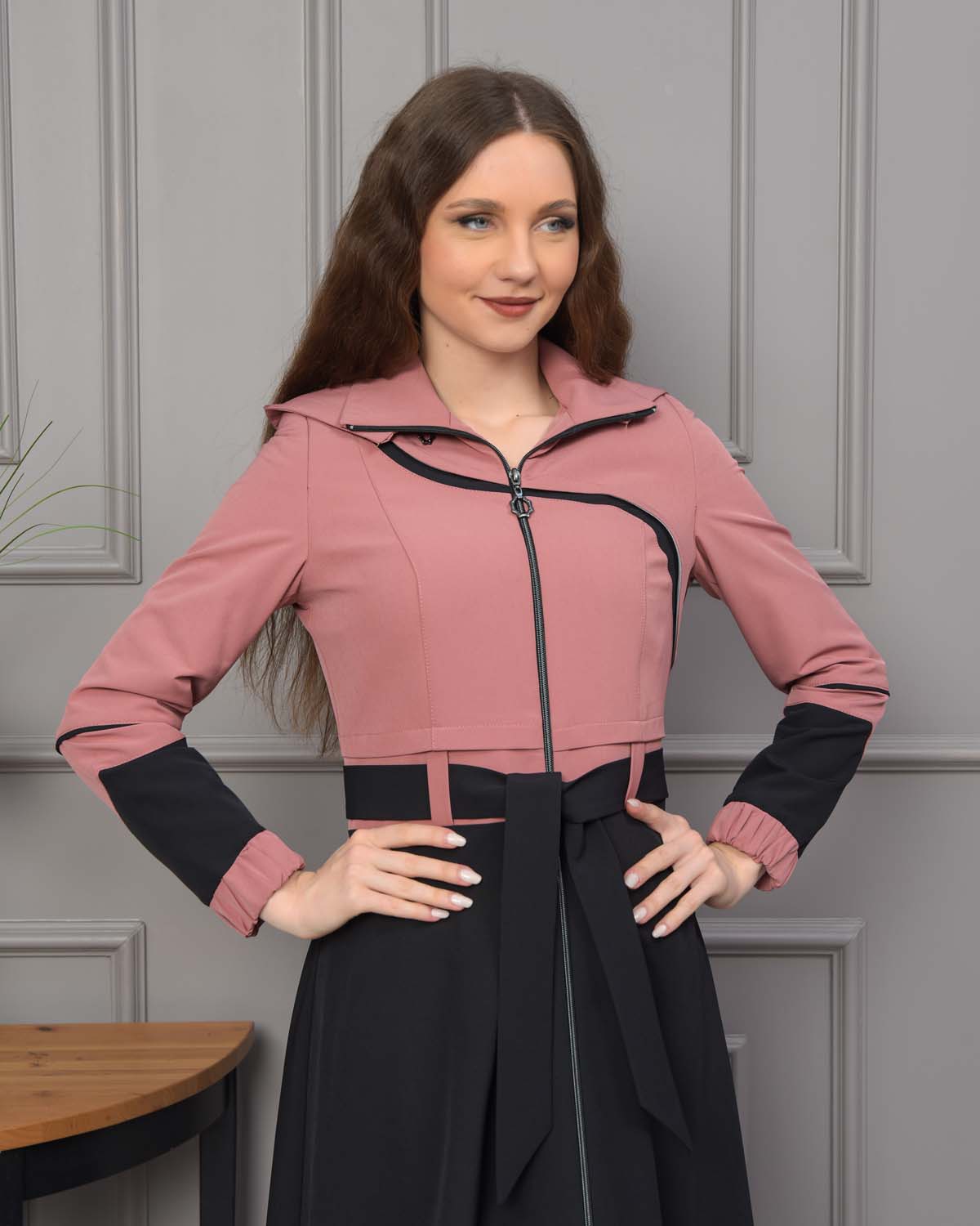 Regen-Trenchcoat aus Fallschirmstoff mit abnehmbarer Kapuze 1223 - Rosa