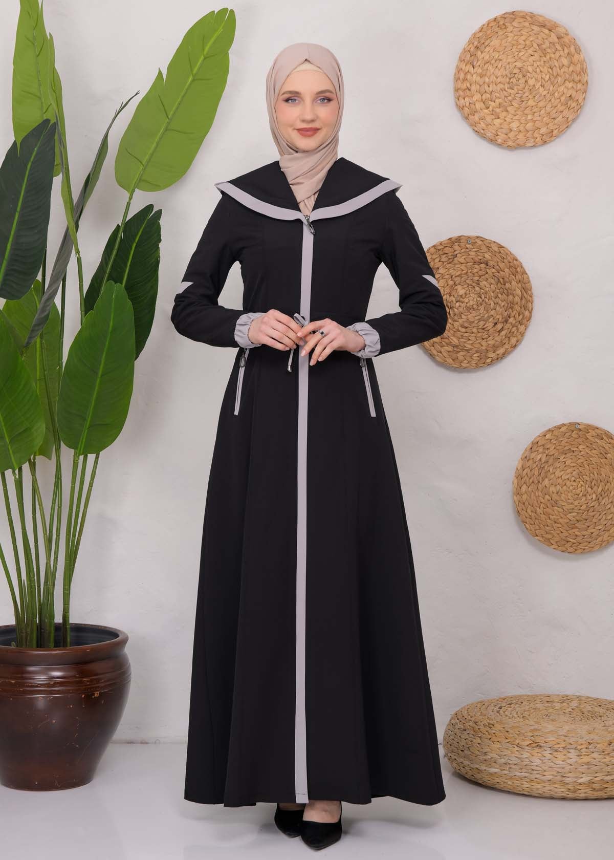 Langer Parachute-Regenmantel mit Kapuze und Satinfutter 1221 - Schwarz