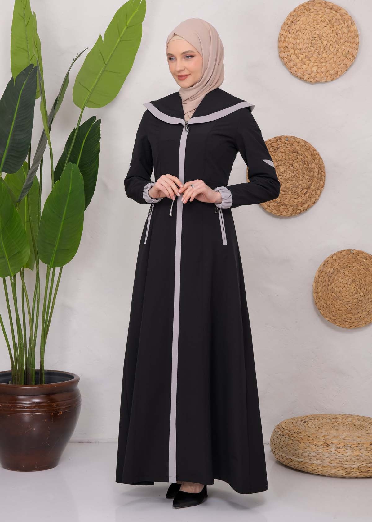 Langer Parachute-Regenmantel mit Kapuze und Satinfutter 1221 - Schwarz