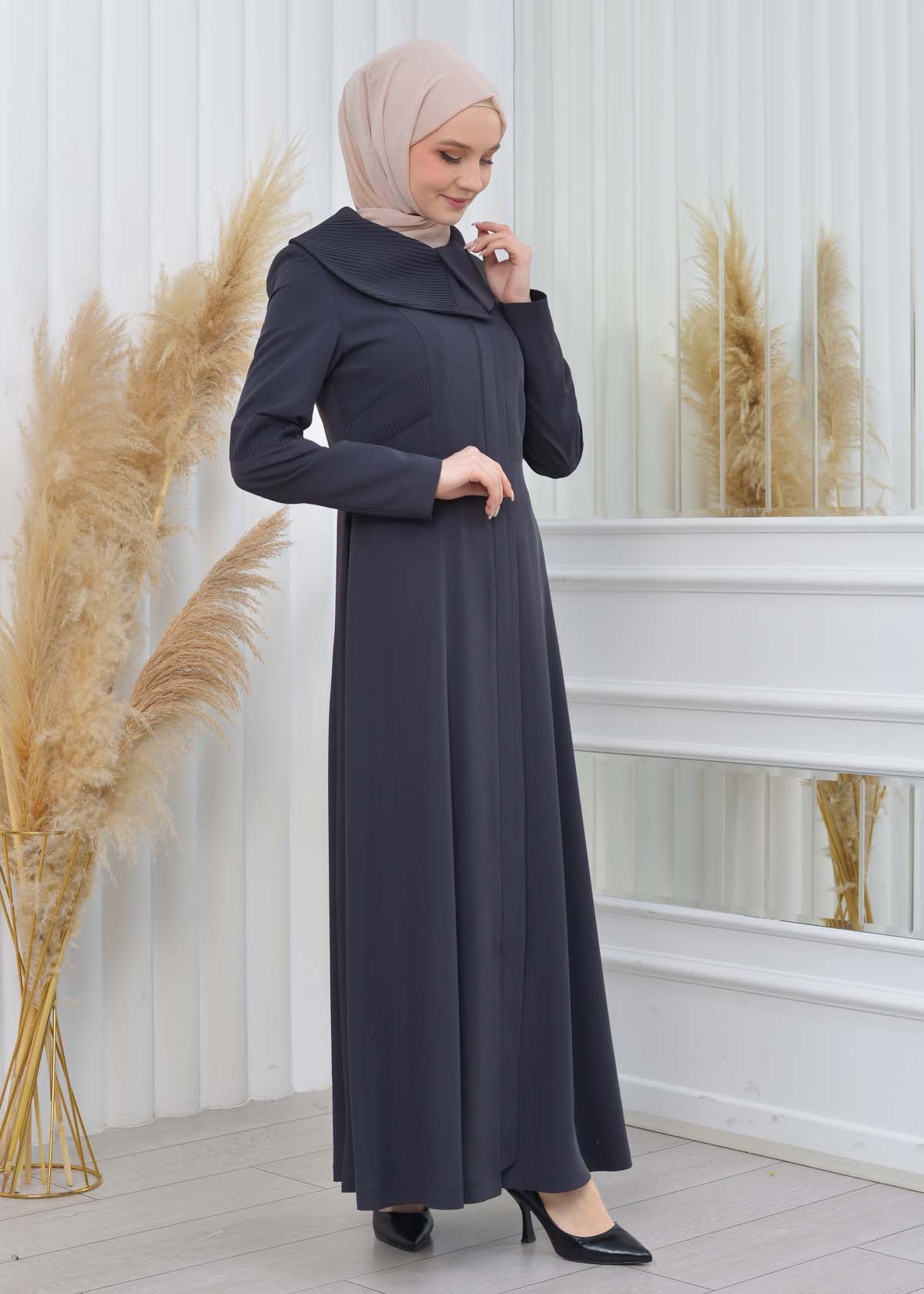 Brada-Mantel mit Plissee-Kragen und Seitendetails 1201 - Dunkelgrau