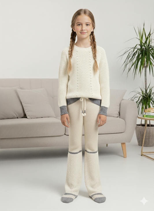 Mädchen Winter Strickset mit Perlenstickerei 3108 - Ecru