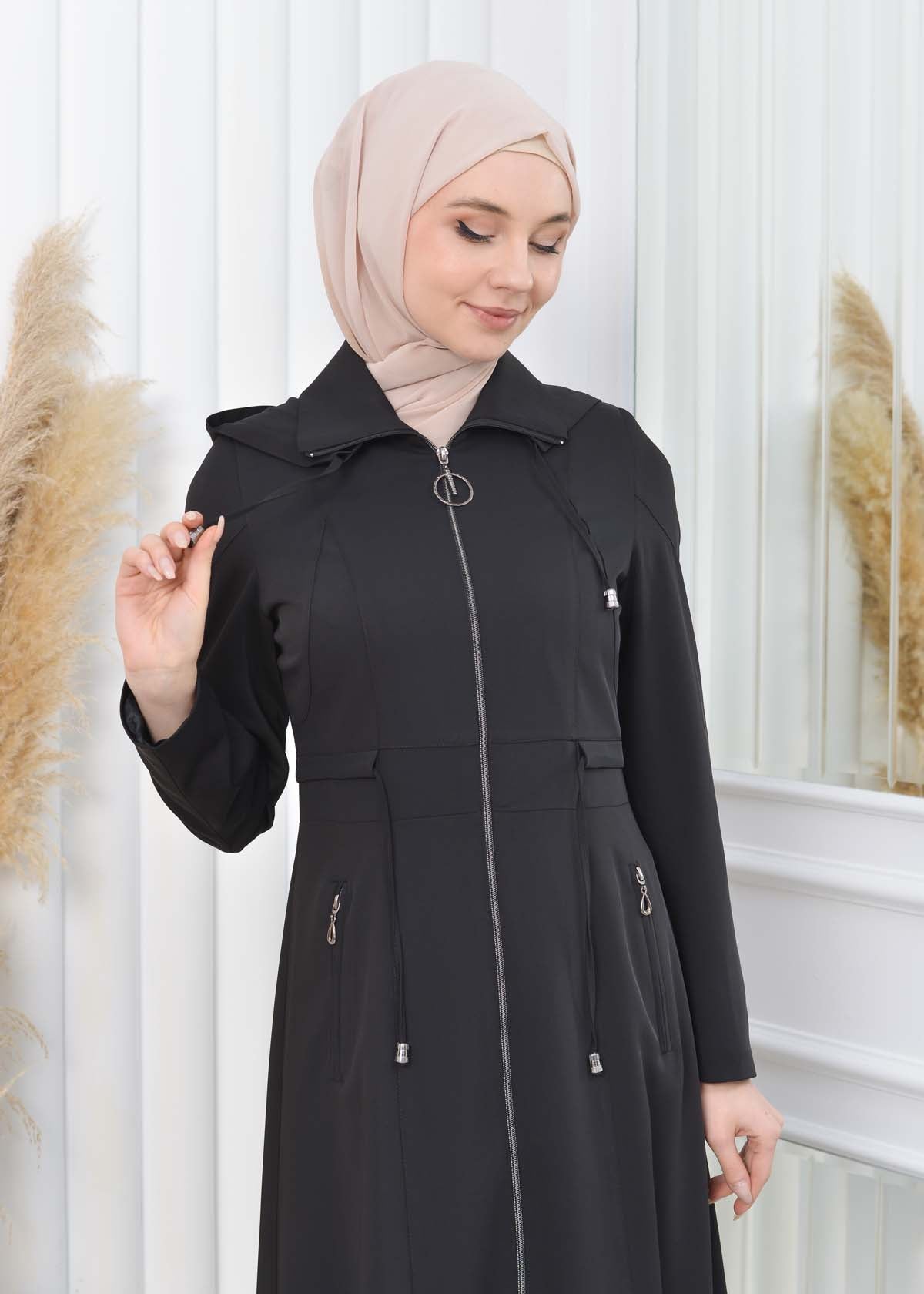 Damen Brada Frühlings-/Sommermantel mit Reißverschluss und Kapuze 1200 - Schwarz