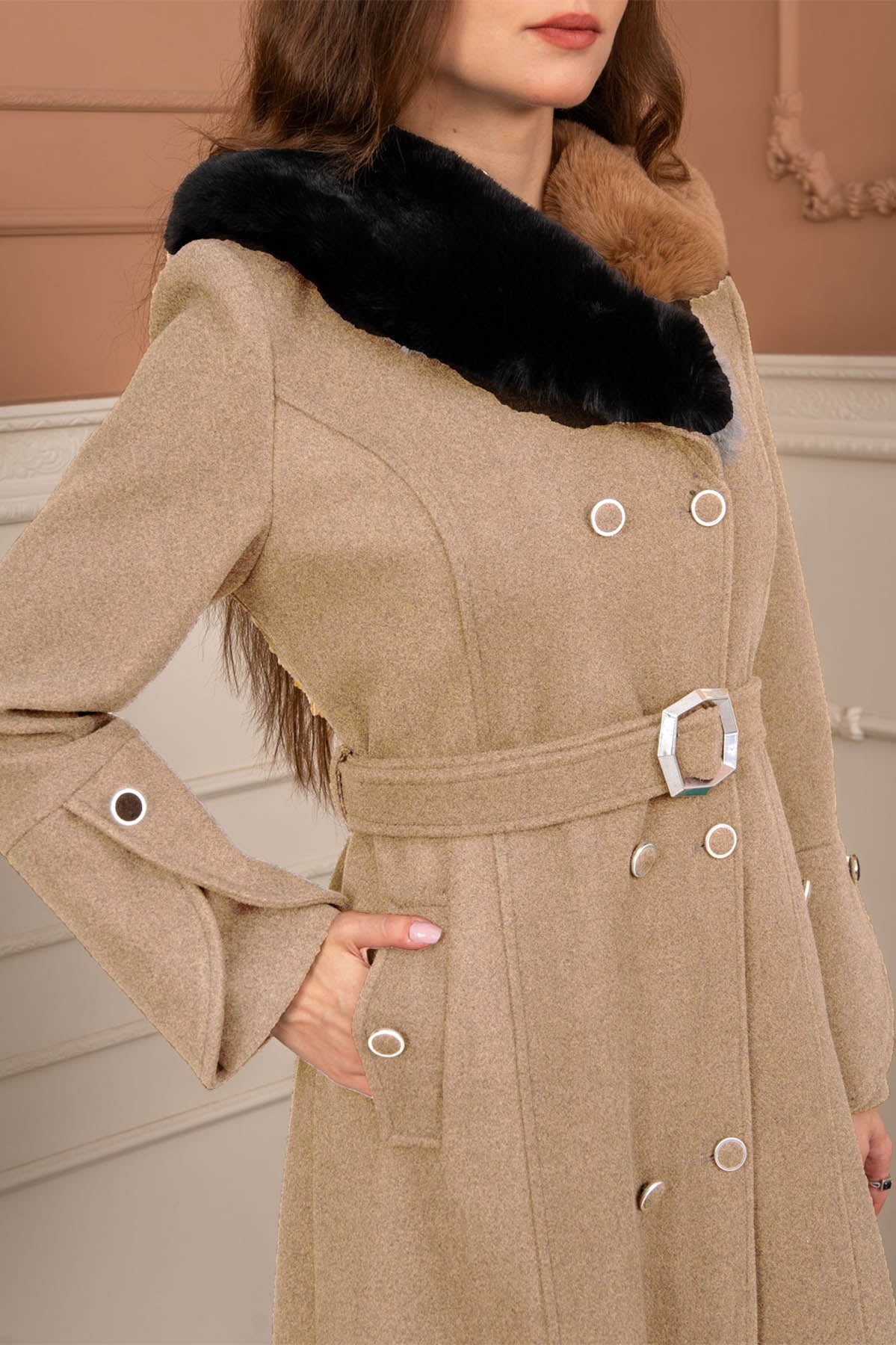 Langer Wollmantel mit Kaninchenfellfutter 1370 - Beige