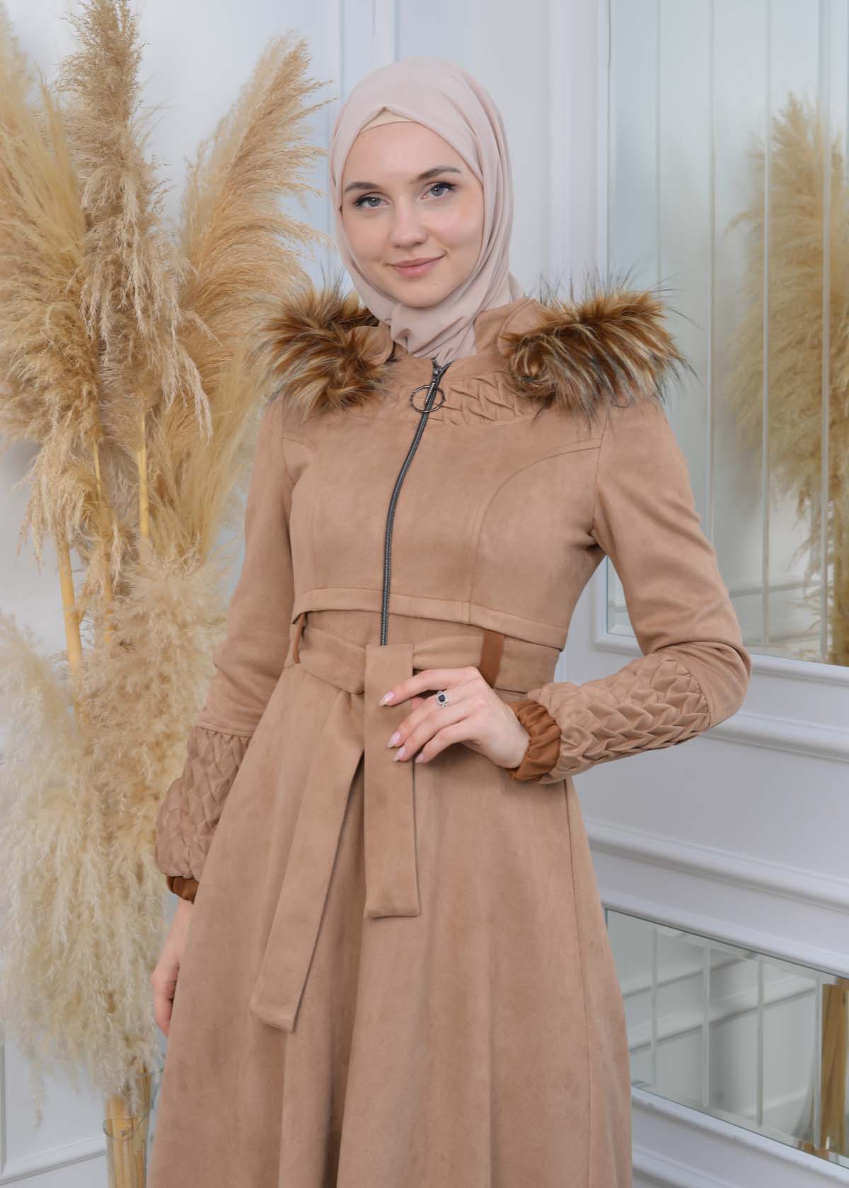 Suede Trenchcoat mit Plissee-Details 1316 - Beige