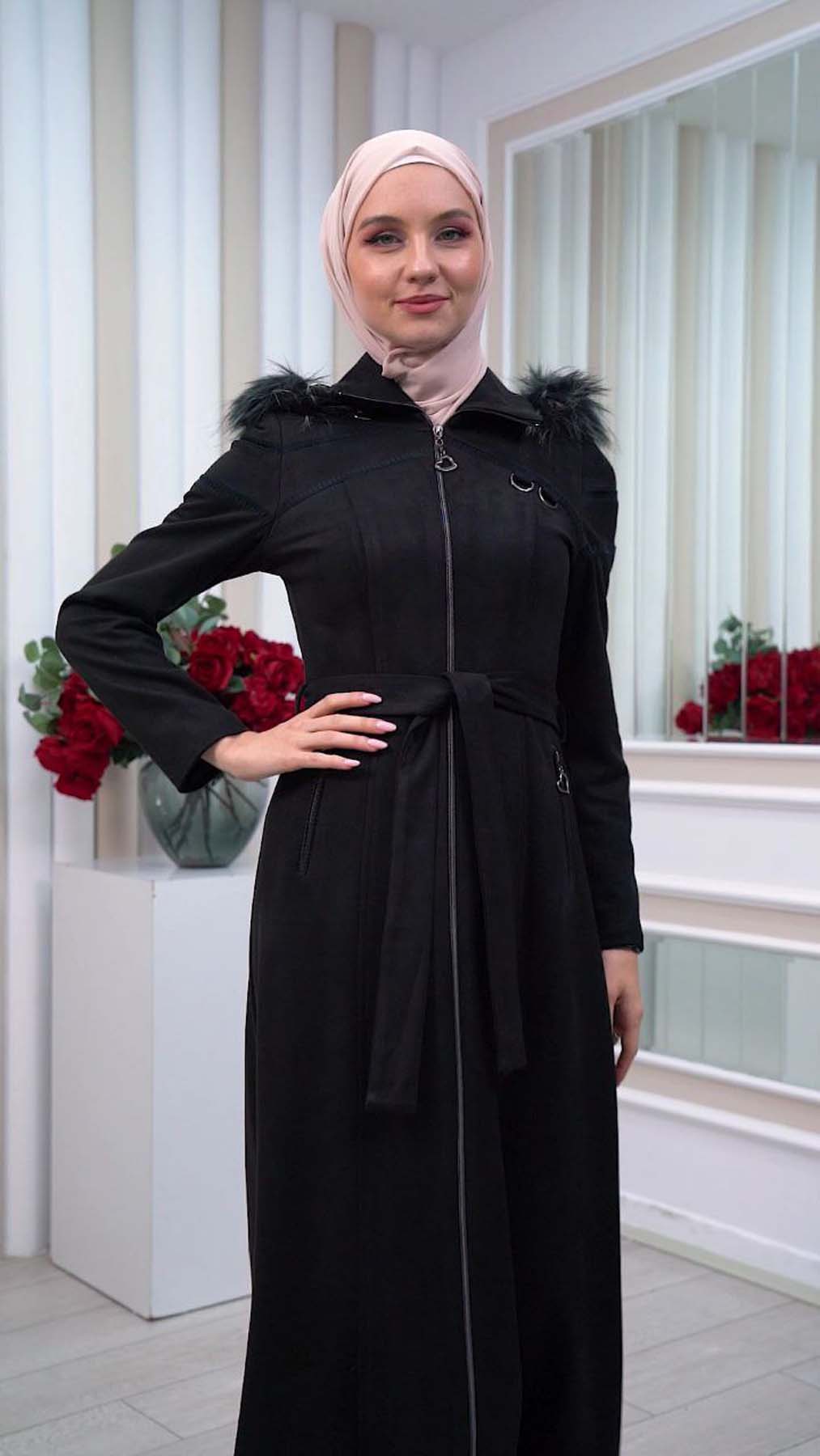 Langer Wildledermantel mit abnehmbarer Pelzkapuze 1333 - Schwarz