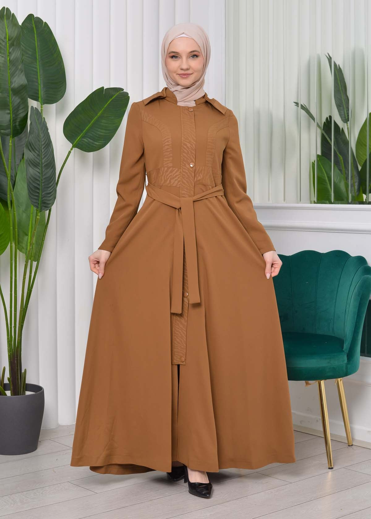 Gefütterter Langmantel mit abnehmbarer Kapuze 1203 - Cognac