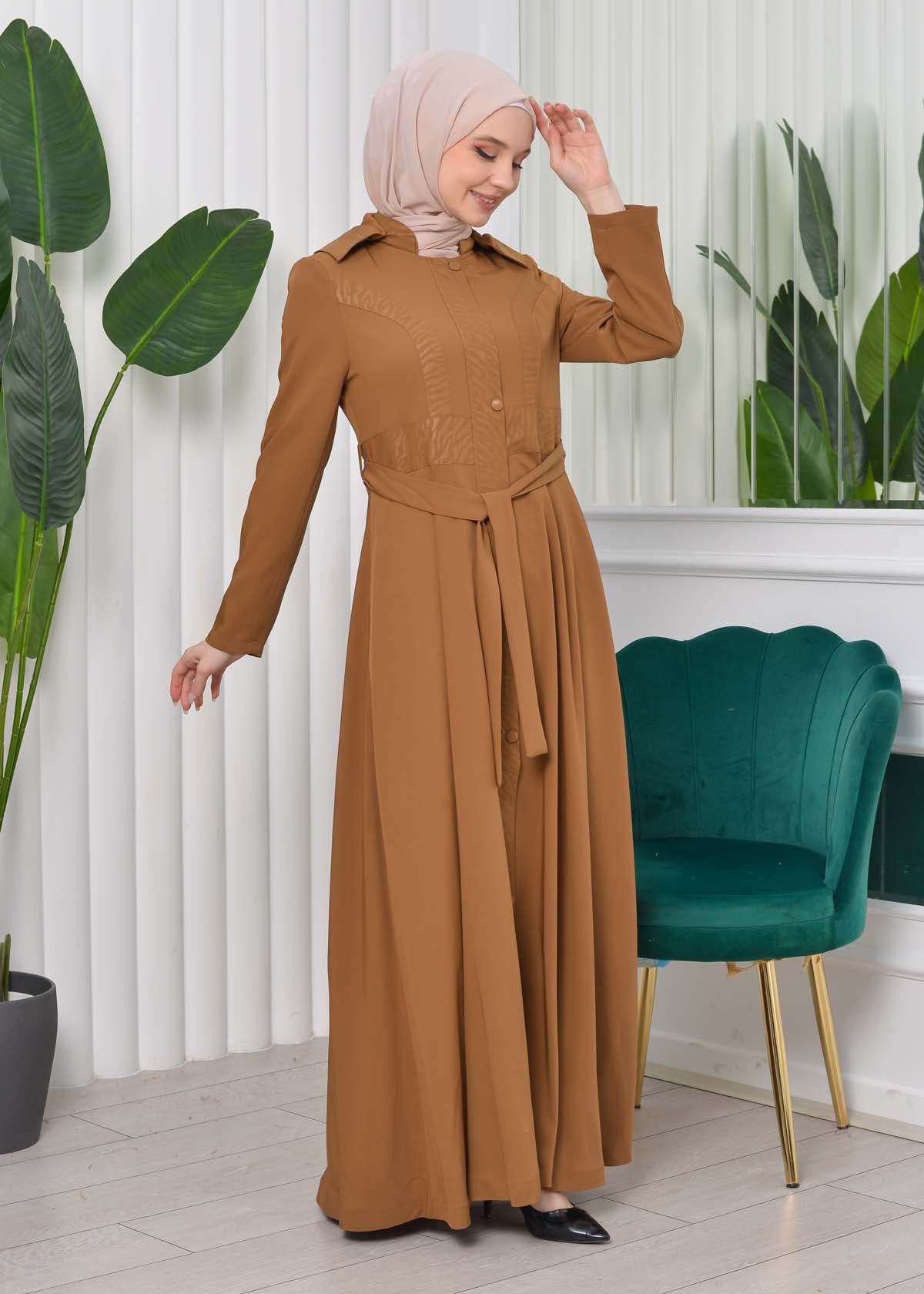 Gefütterter Langmantel mit abnehmbarer Kapuze 1203 - Cognac