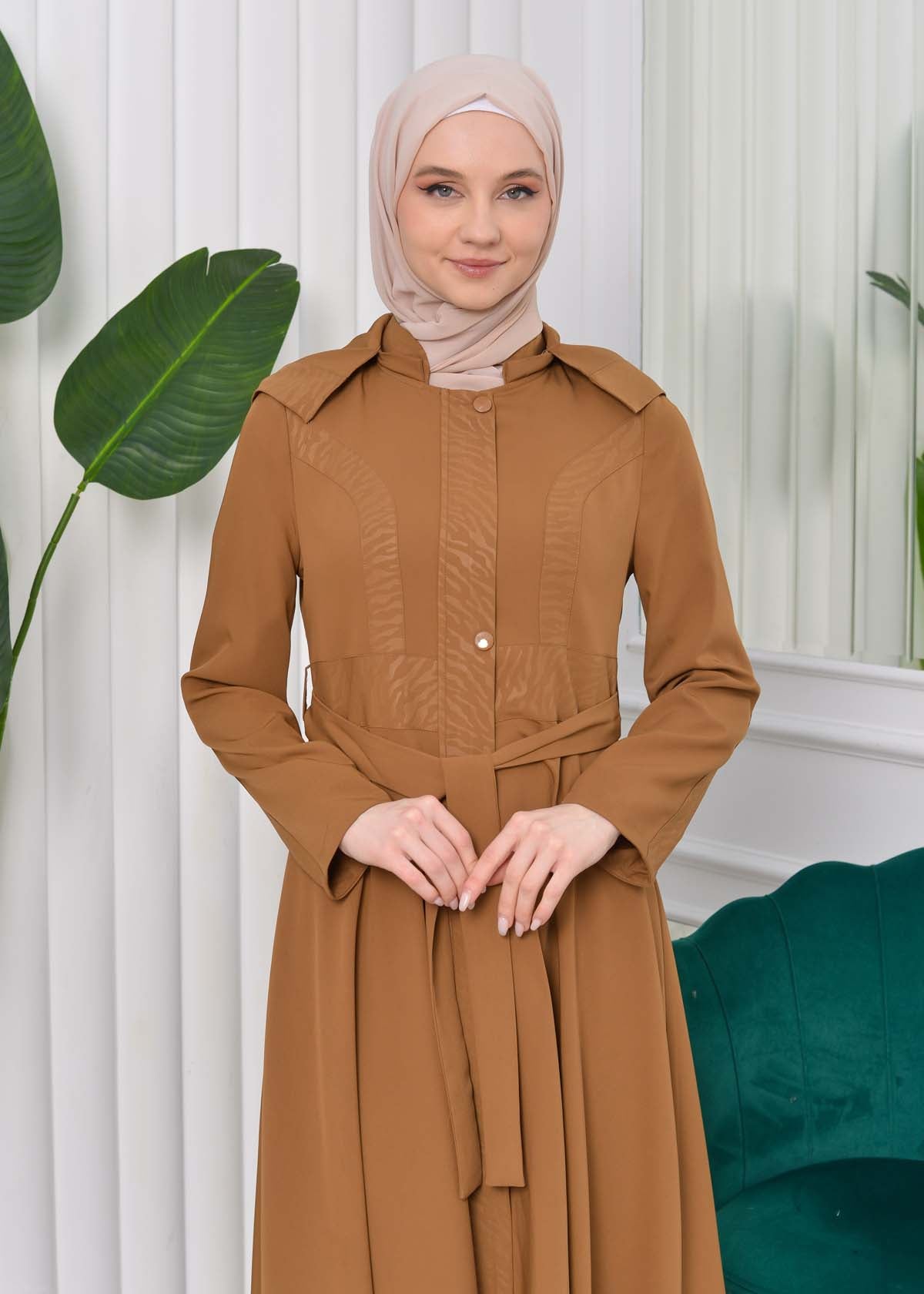 Gefütterter Langmantel mit abnehmbarer Kapuze 1203 - Cognac