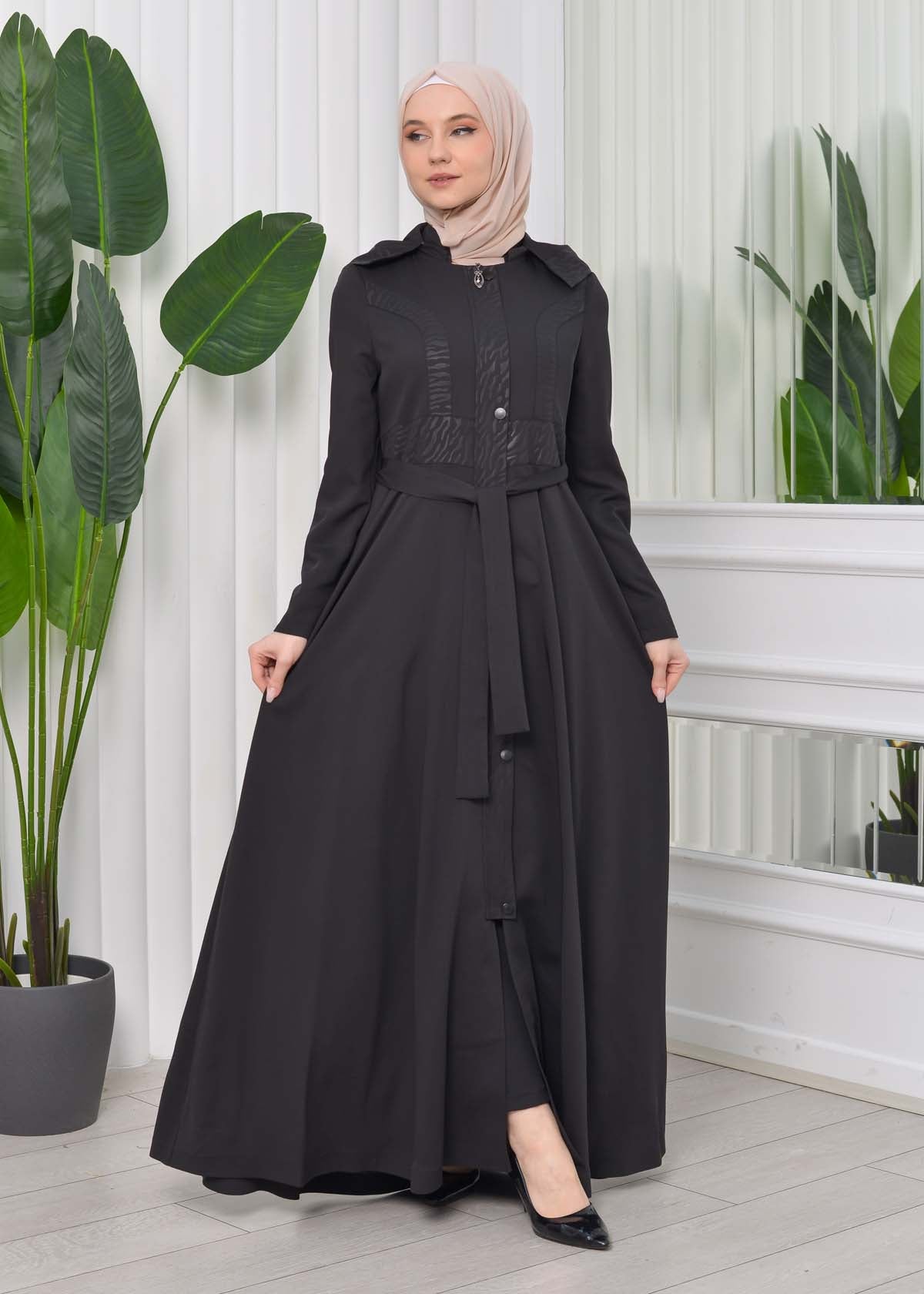 Gefütterter Langmantel mit abnehmbarer Kapuze 1203 - Schwarz