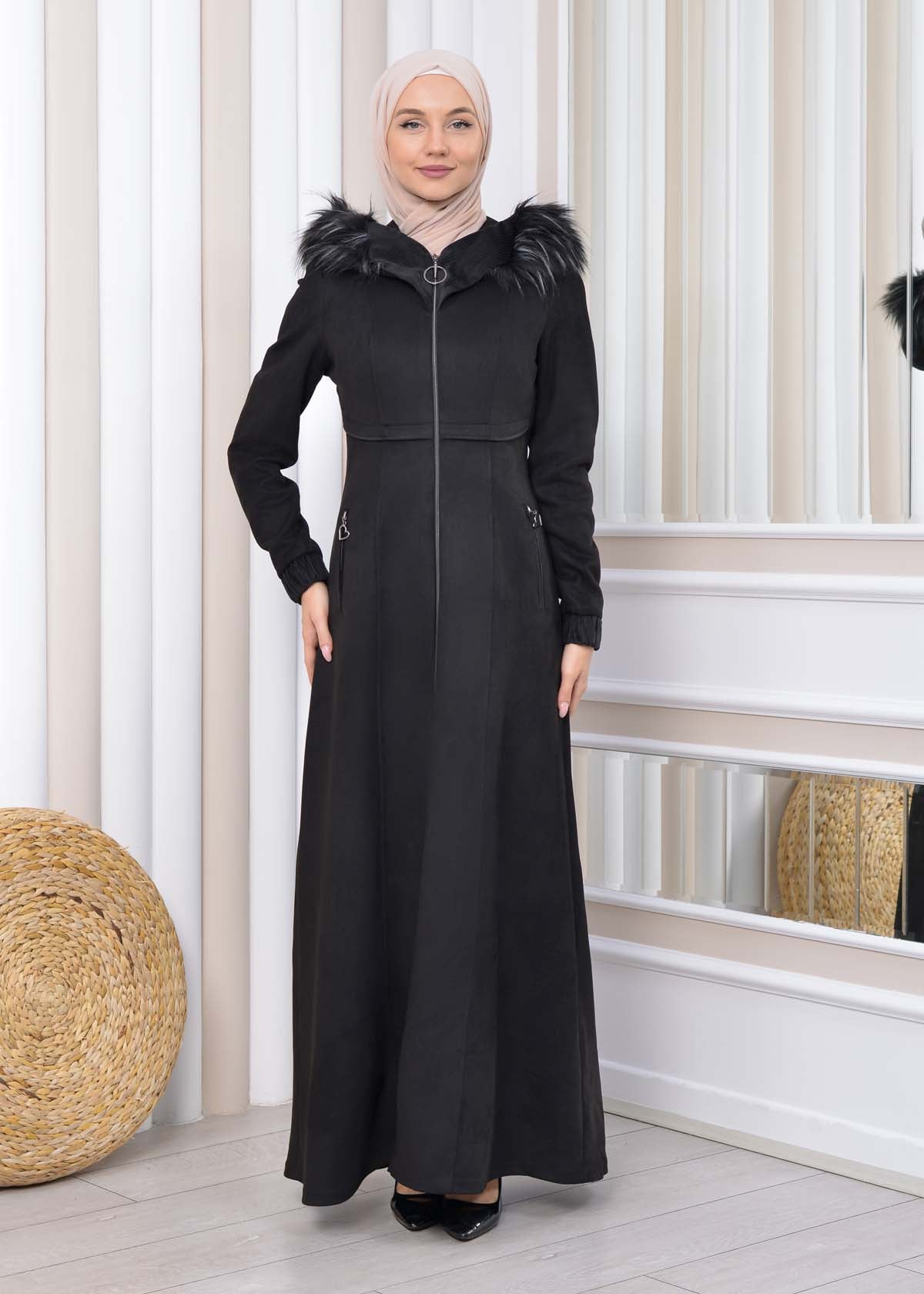 Langer Wildleder-Mantel mit Pelzkapuze 1331 - Schwarz