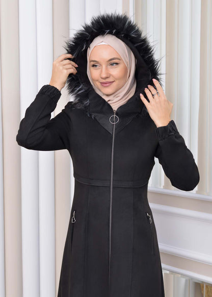 Langer Wildleder-Mantel mit Pelzkapuze 1331 - Schwarz