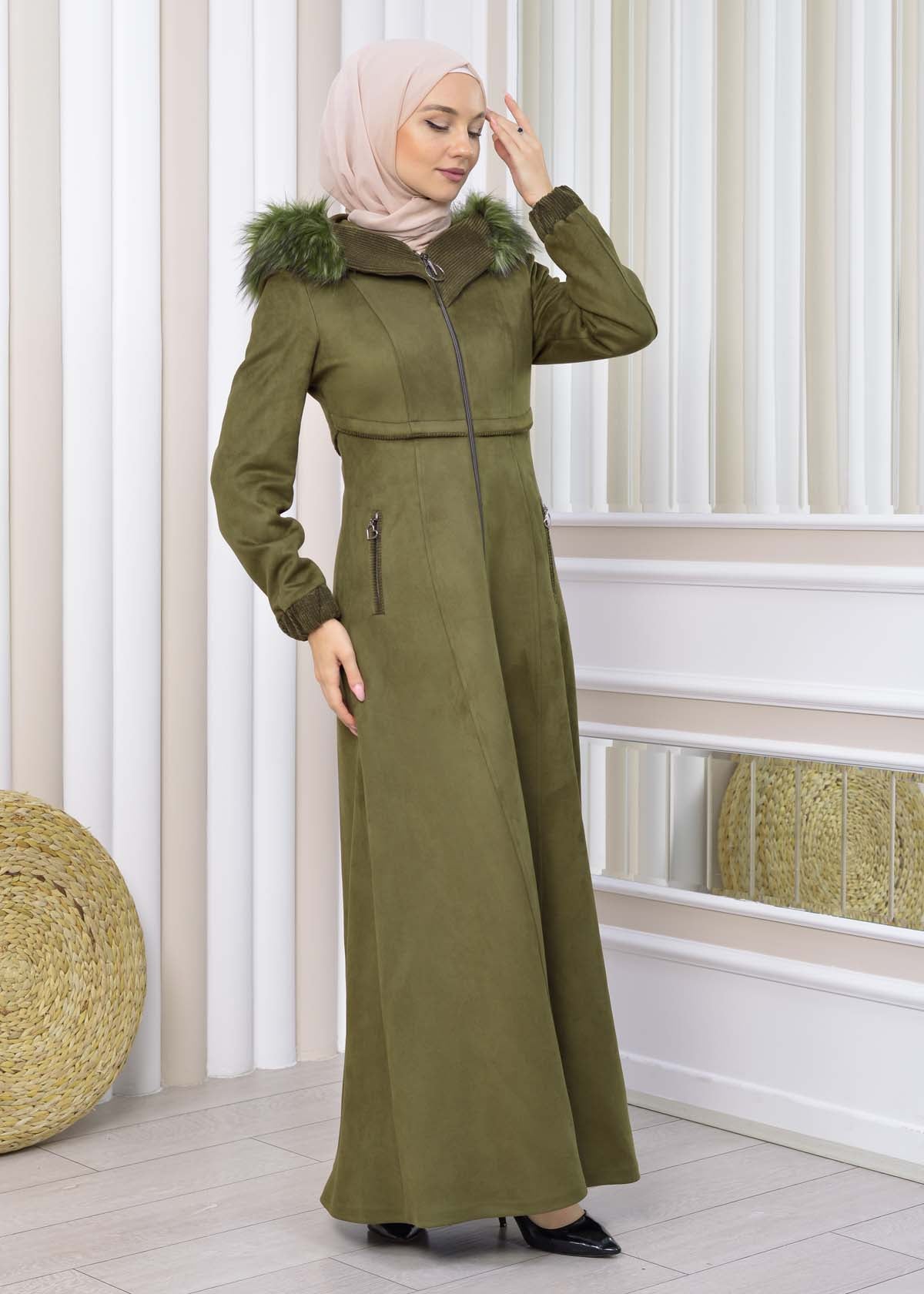 Langer Wildleder-Mantel mit Pelzkapuze 1331 - Khaki