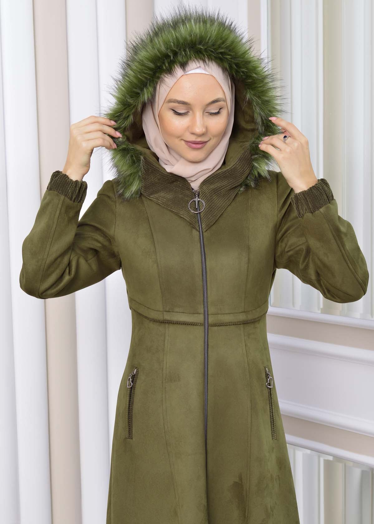 Langer Wildleder-Mantel mit Pelzkapuze 1331 - Khaki