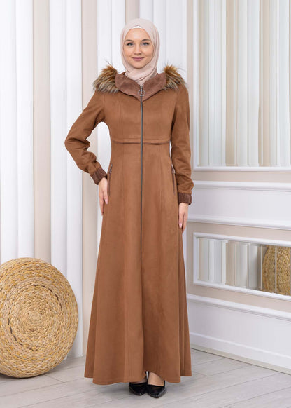 Langer Wildleder-Mantel mit Pelzkapuze 1331 - Braun