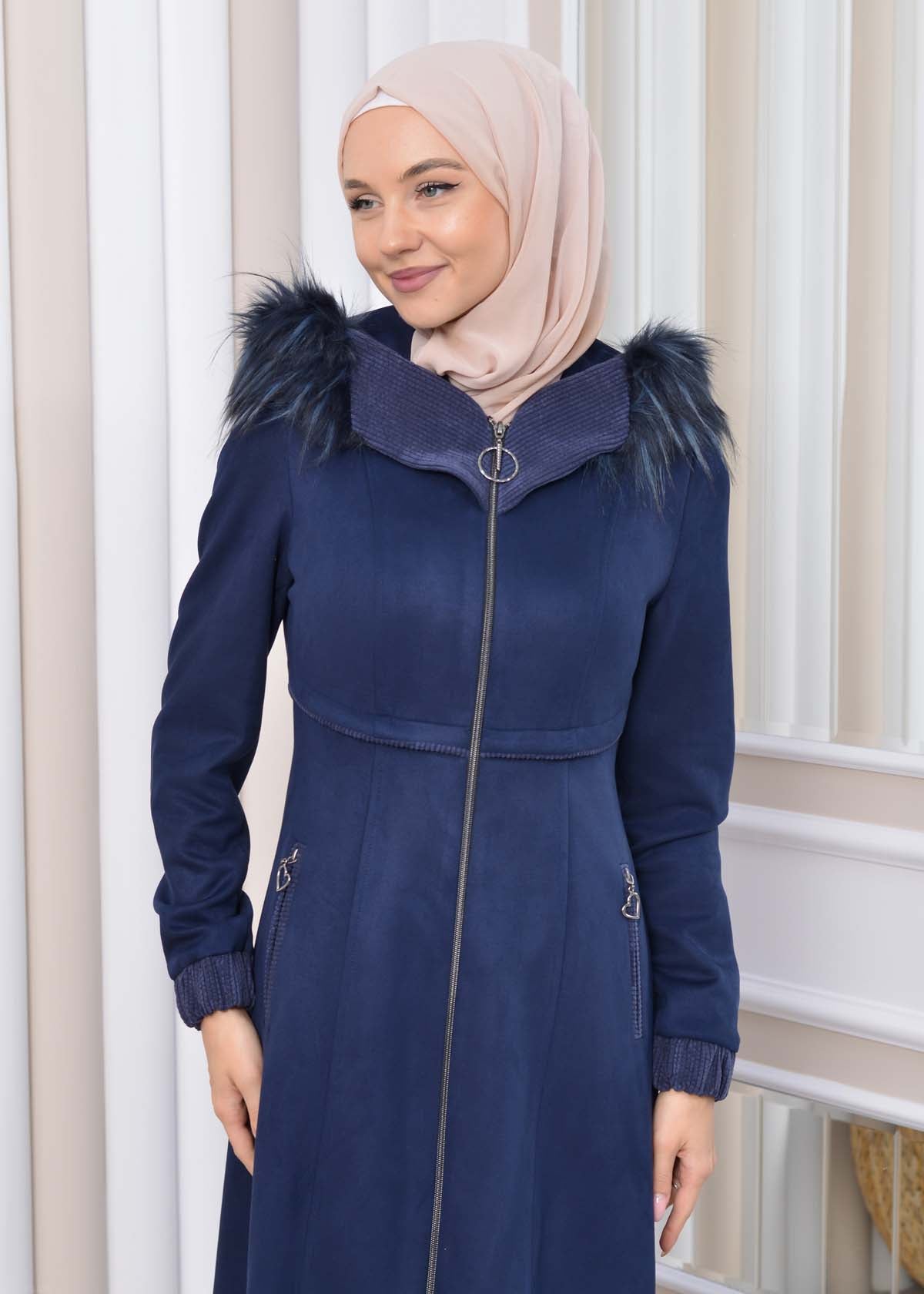 Langer Wildleder-Mantel mit Pelzkapuze 1331 - Dunkelblau