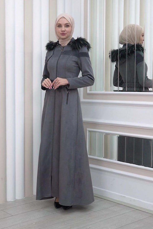 Langer Wildleder-Mantel mit abnehmbarer Pelzkapuze und Gürtel 1332 - Dunkelgrau