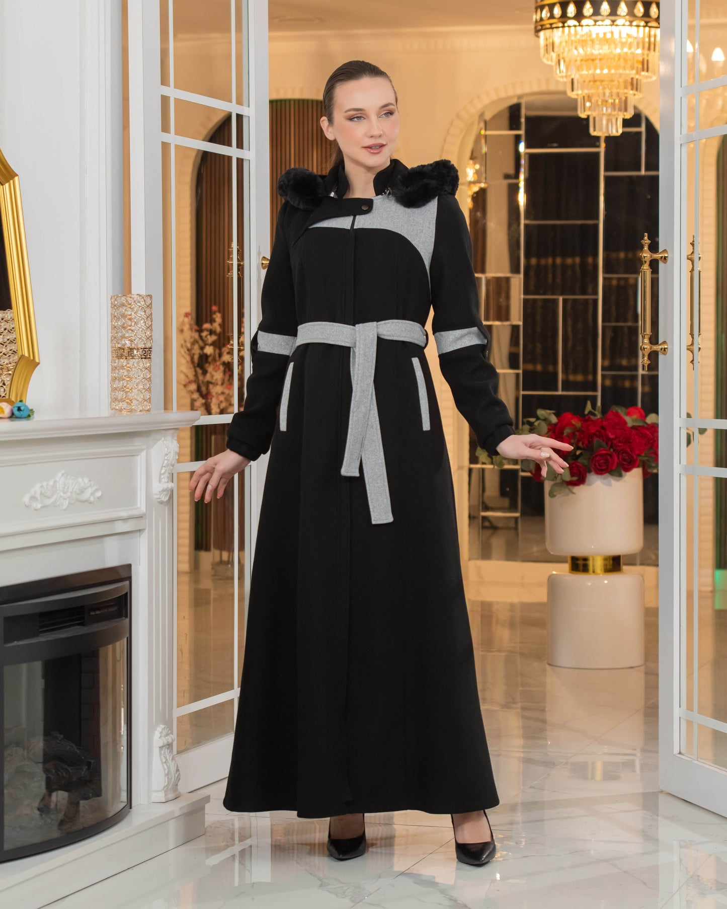 Langer Wollmantel mit Kaninchenfellfutter 1374 - Schwarz