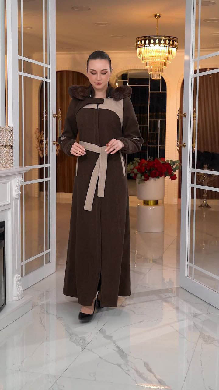 Langer Wollmantel mit Kaninchenfellfutter 1374 - Braun