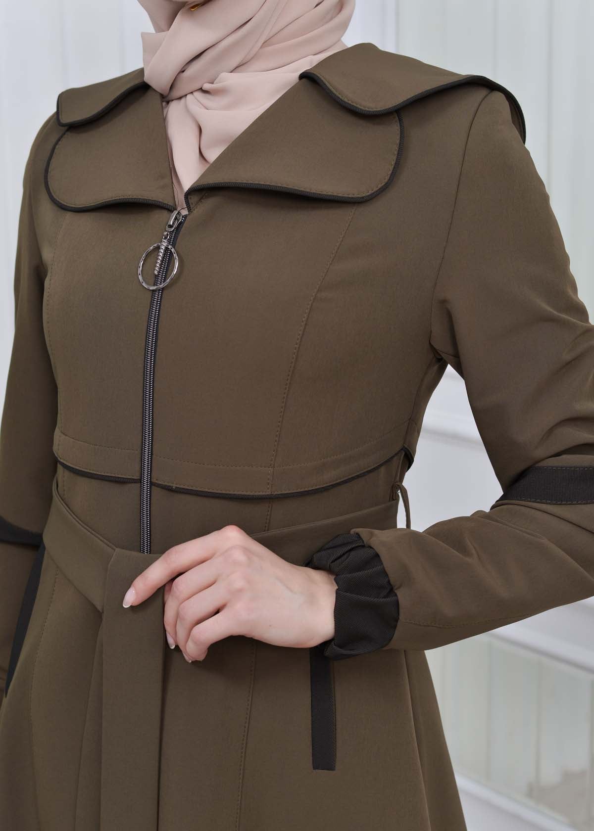 Damen Trenchcoat Frühlings/Sommer Slim Fit mit Gürtel und Kapuze (A-Linie) 1211 - Dunkelkhaki