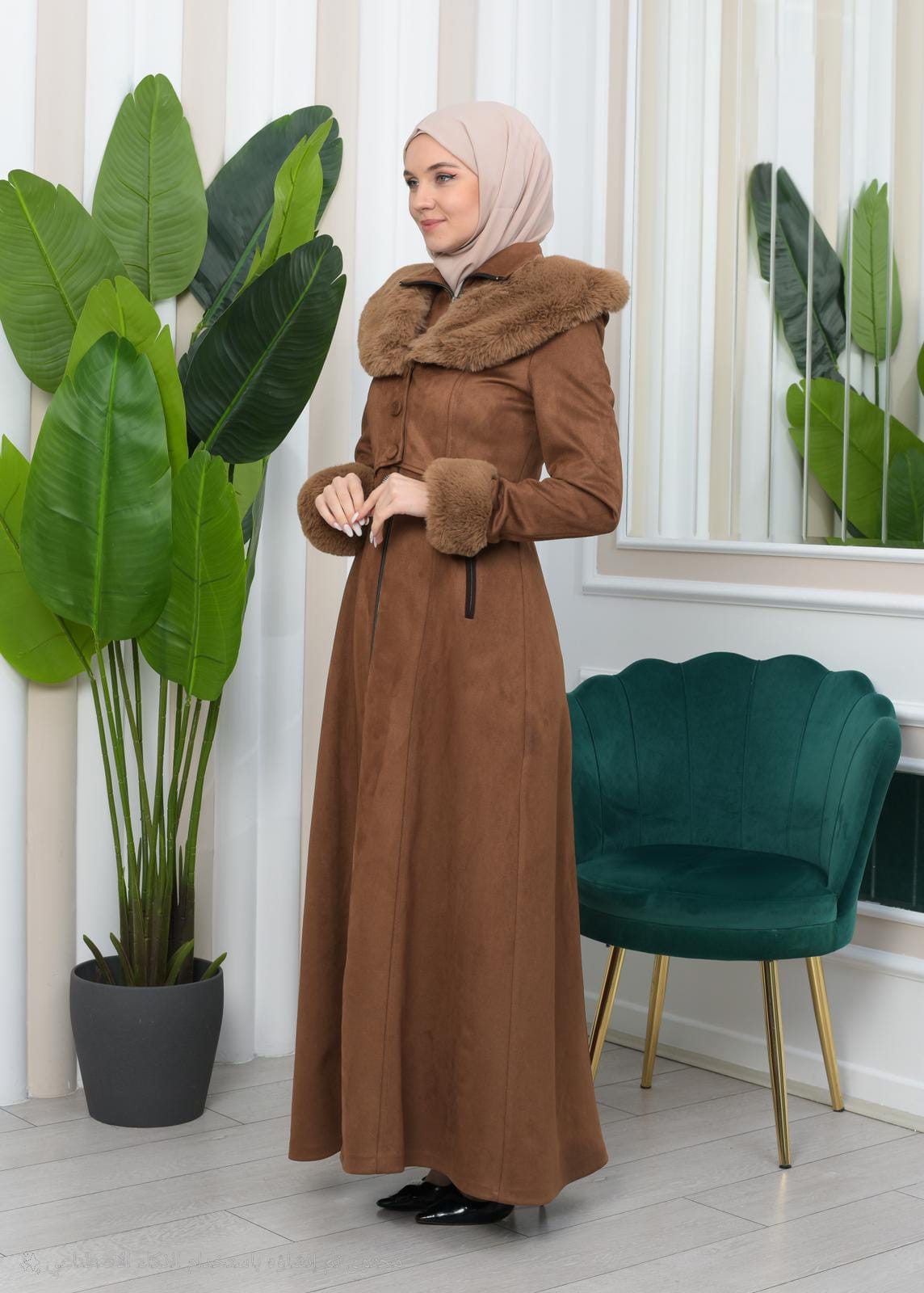 Damen Wildleder-Mantel mit Vollpelz-Kapuze (Kabischon) 1362 - Braun