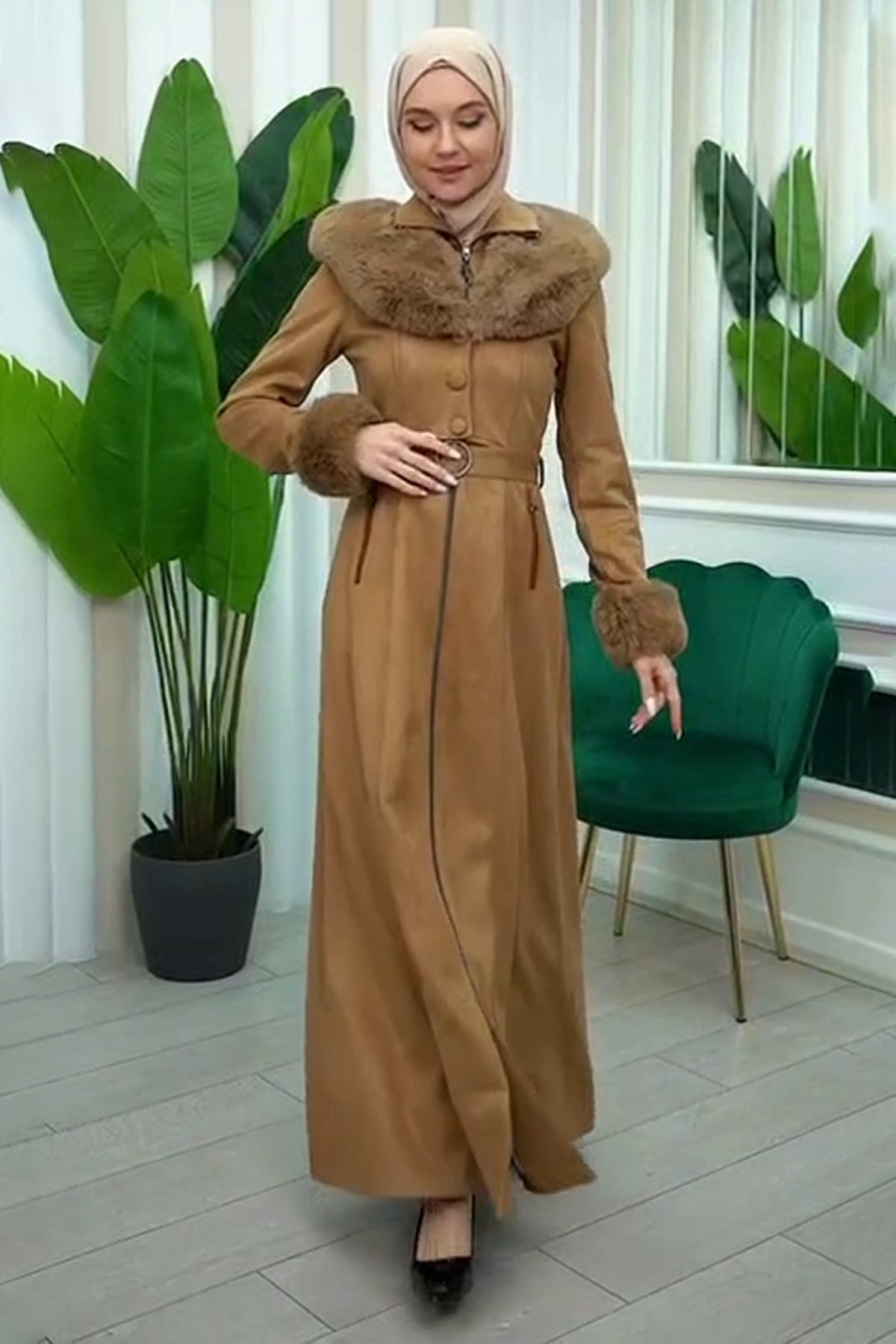 Damen Wildleder-Mantel mit Vollpelz-Kapuze (Kabischon) 1362 - Cognac