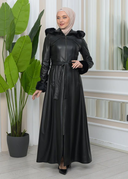 Exklusiver Ledermantel mit festen Fellärmeln und abnehmbarer Kapuze 1345 - Schwarz