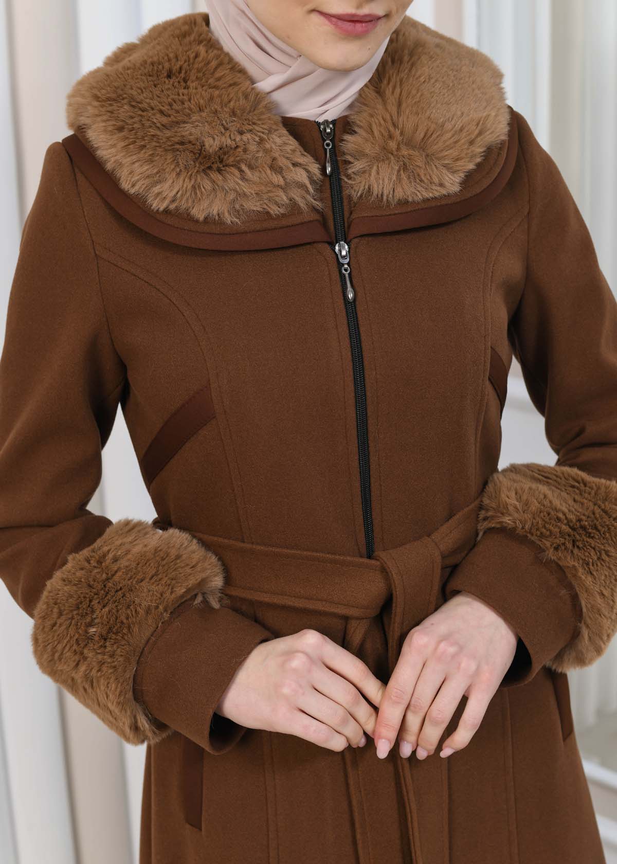 FURRY HOODED ZIPPERED OVERSIZED SUEDE TOPCOAT 1353 - Braun