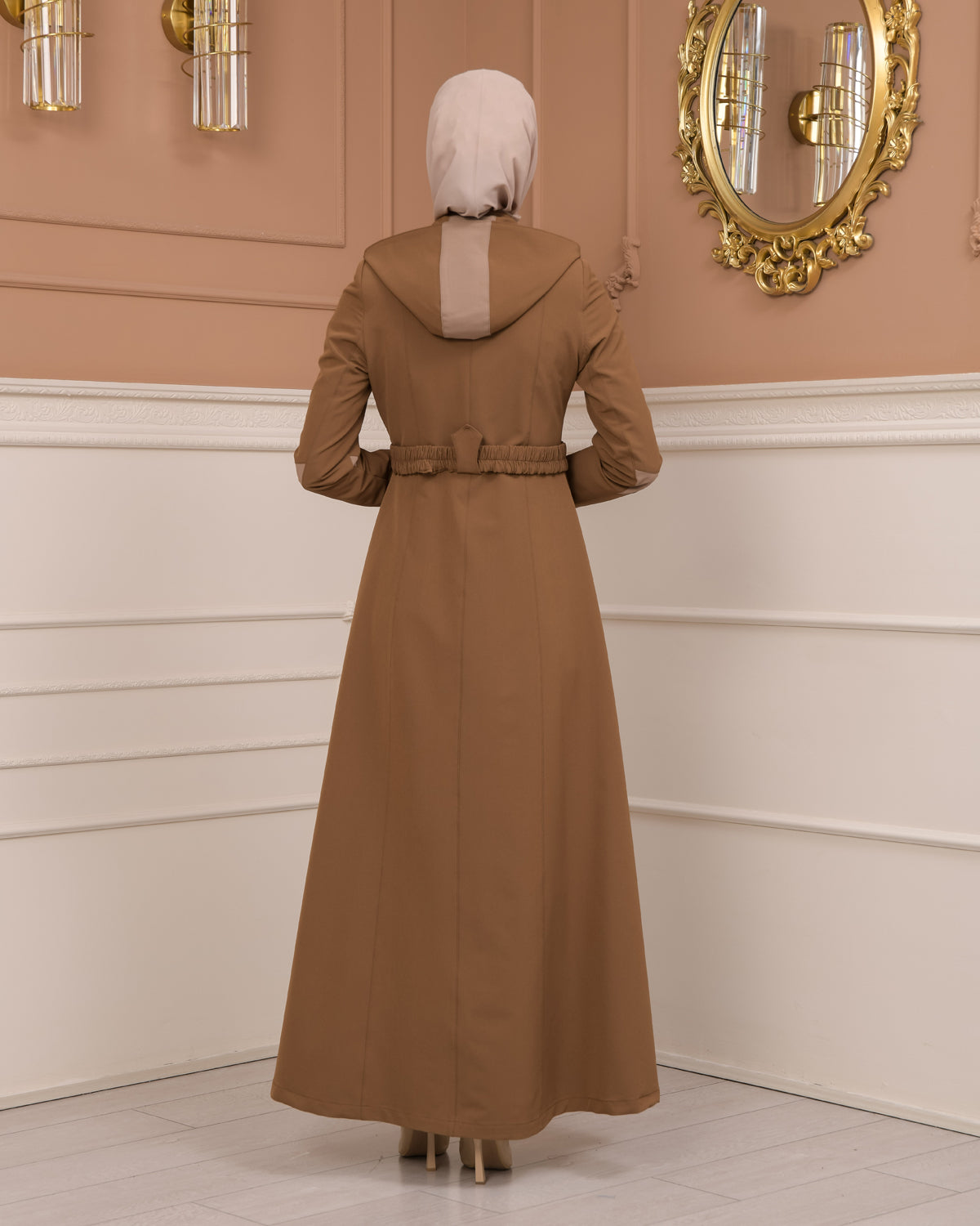 Regenmanto aus Fallschirmstoff mit Satinfutter und abnehmbarer Kapuze 1227 - Cognac