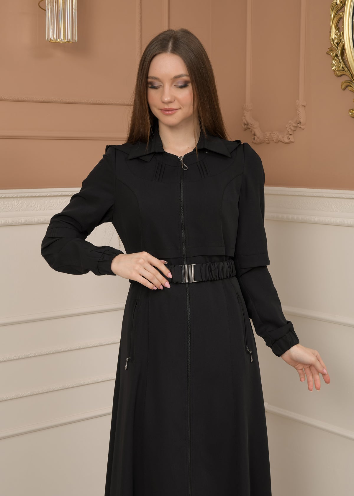 Eleganter brada-Stoff Manto mit Satinfutter und abnehmbarer Kapuze 1228 - Schwarz