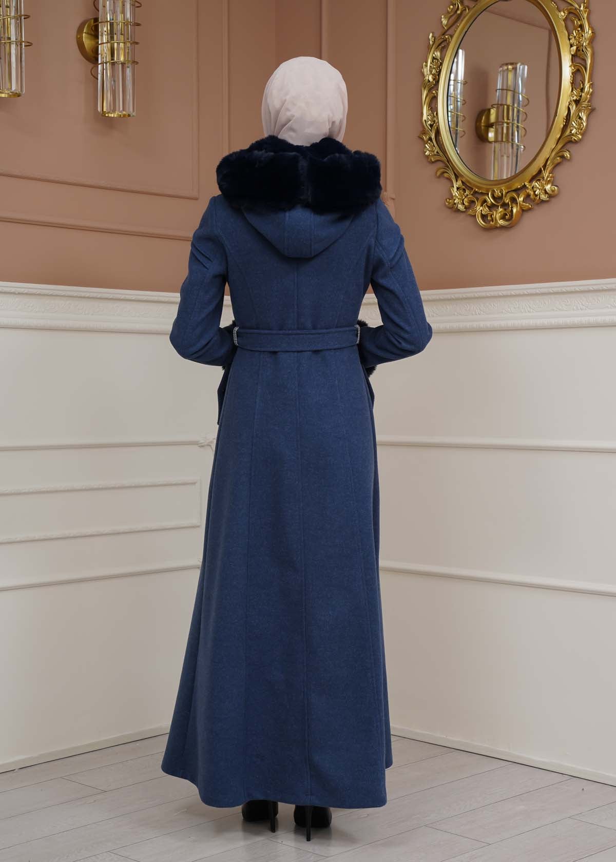 Langer Wollmantel mit Pelzkapuze und Pelzärmeln 1356 - Dunkelblau