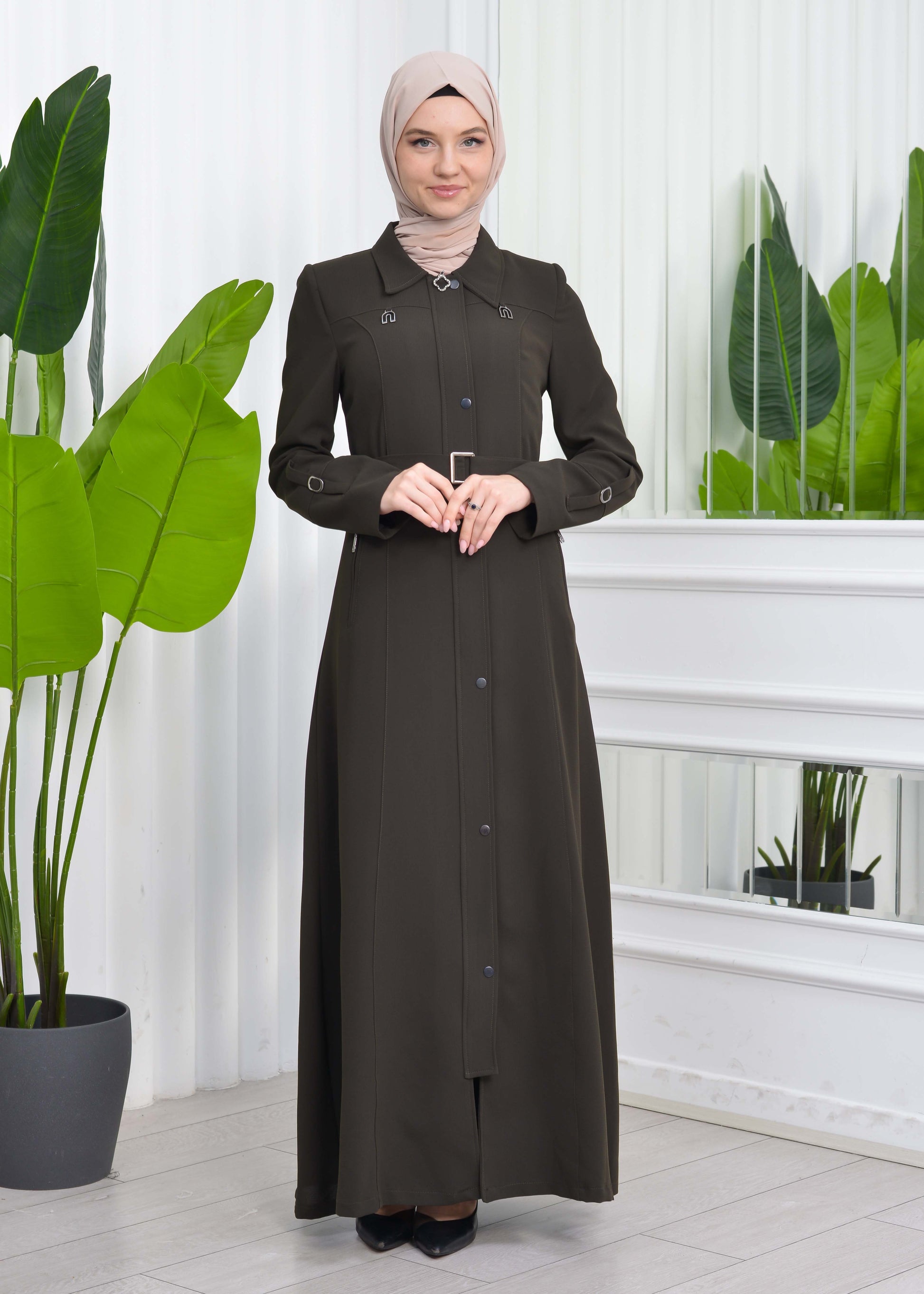 Manto aus Petek-Stoff mit Satinfutter 242 - Khaki