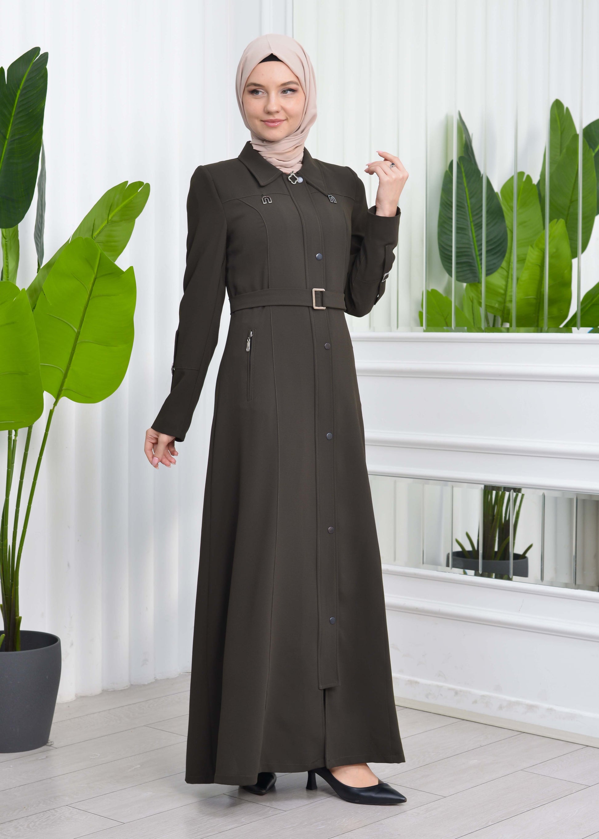 Manto aus Petek-Stoff mit Satinfutter 242 - Khaki