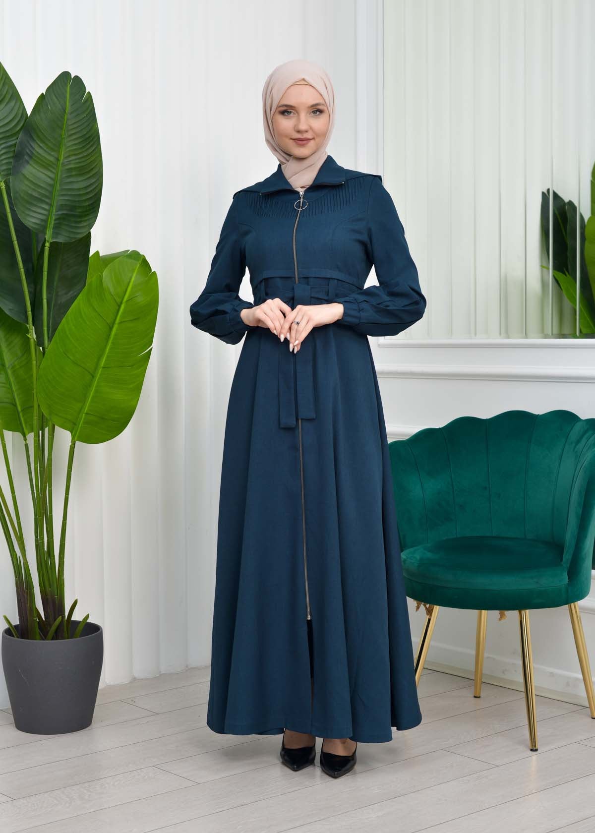 Gabardine-Mantel mit Kapuze und Plissee-Details 1206 - Khaki