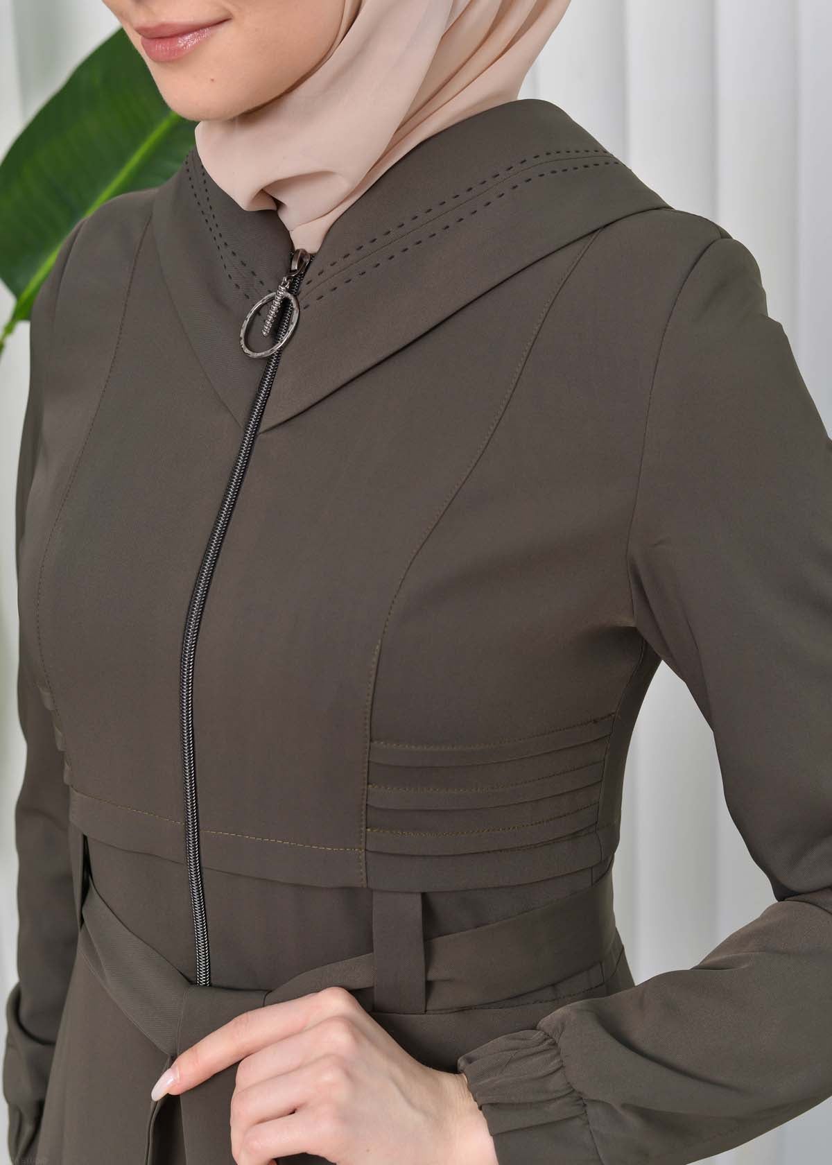 Brada-Mantel mit Royal-Kragen und Kapuze 1204 - Dunkelkhaki