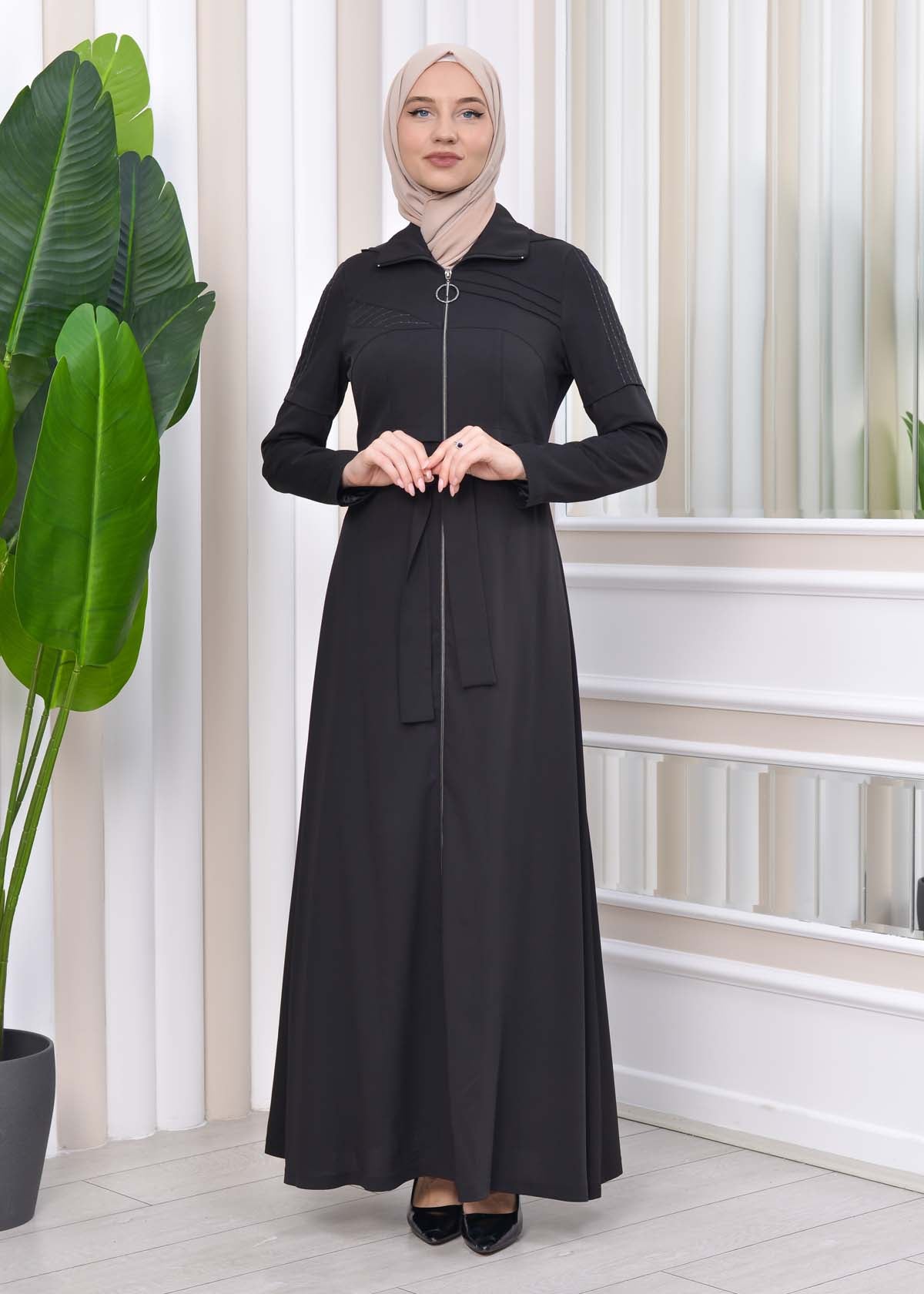 Langer brada-Mantel mit abnehmbarer Kapuze 1212 - Schwarz