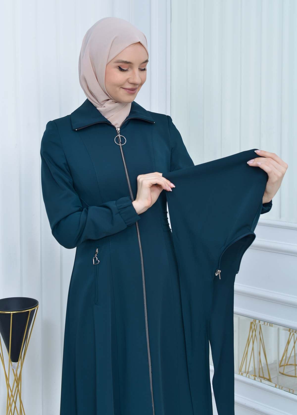 Langer brada-Mantel mit abnehmbarer Kapuze 1213 - Türkis