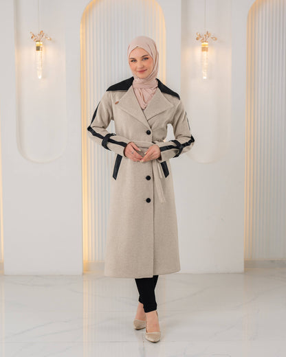 Trenchcoat aus texturiertem Stoff mit Leder-Details und Fellfutter 1394 - Beige