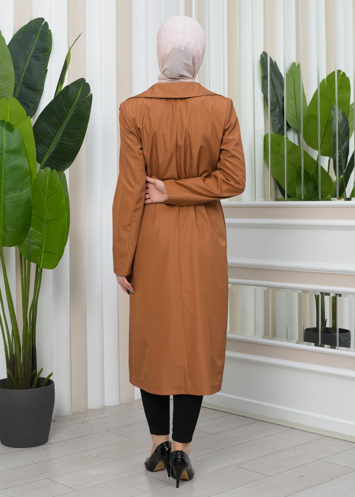 Wasserabweisender Parachute-Trenchcoat mit Satinfutter 1347 - Cognac