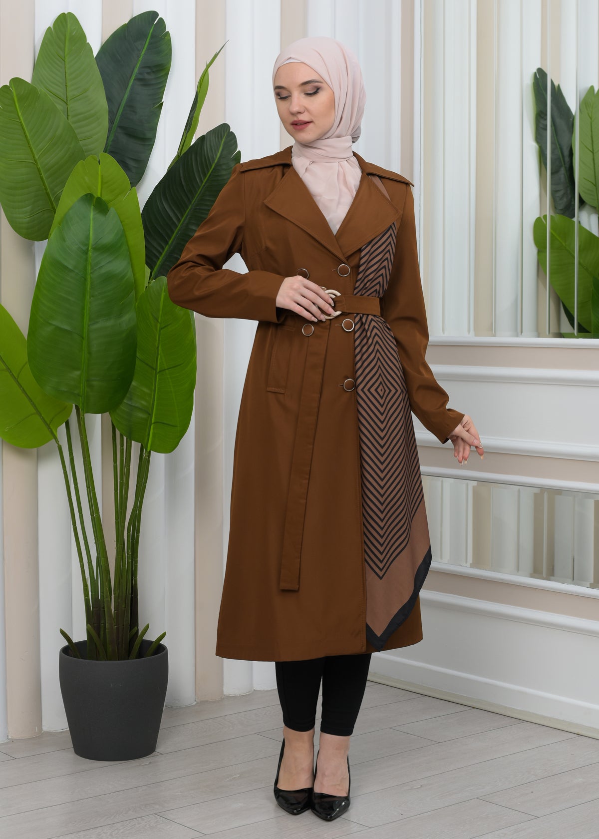 Wasserabweisender Parachute-Trenchcoat mit Satinfutter 1347 - Braun