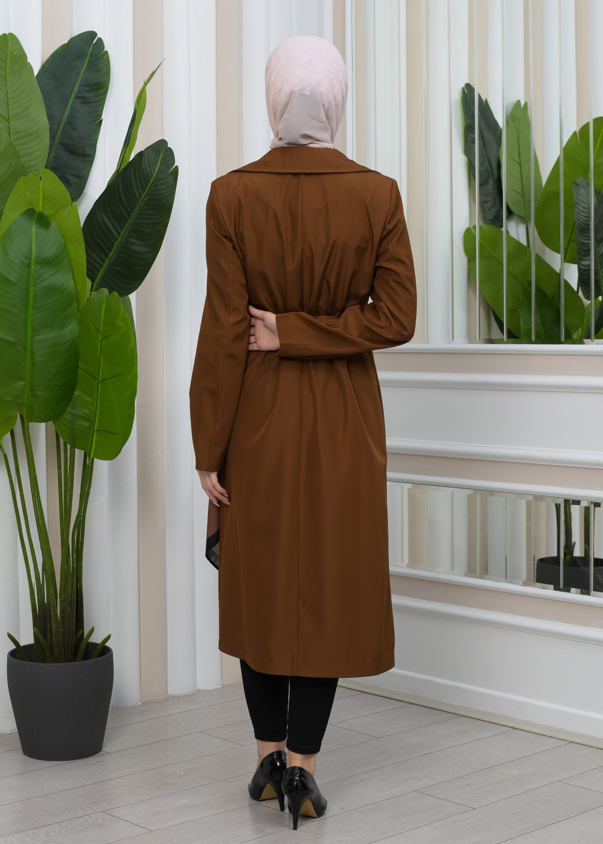 Wasserabweisender Parachute-Trenchcoat mit Satinfutter 1347 - Braun