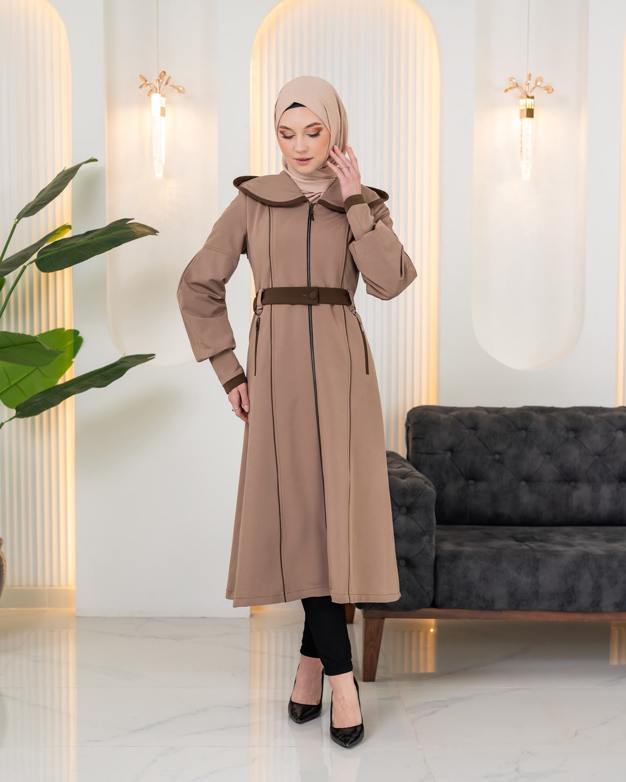 Trenchcoat mit Broschüren-Detail und Satinfutter 1241 - Beige